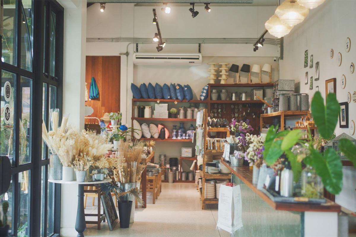 Eco-shop small business, home and garden decoration store.