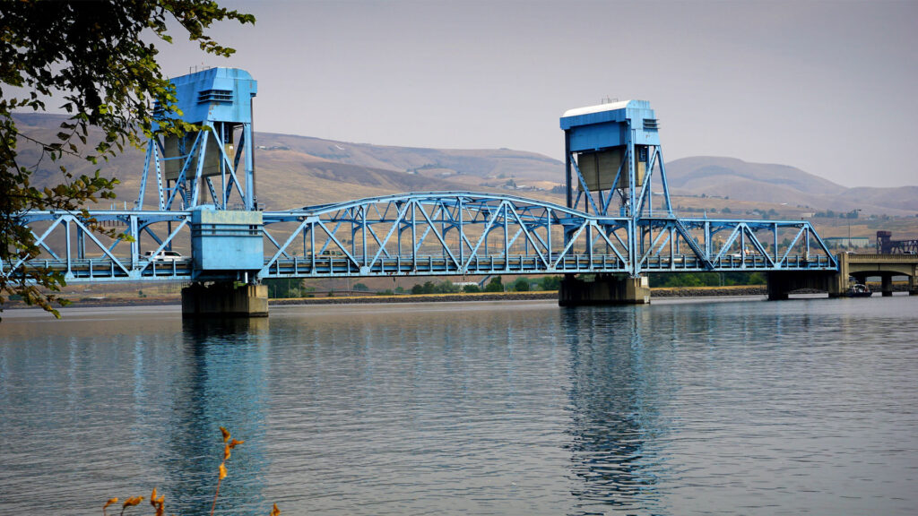Bridge over Snake river between Clarkston Washington and Lewiston Idaho.